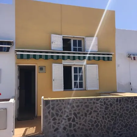 別荘 Casa Amarilla *